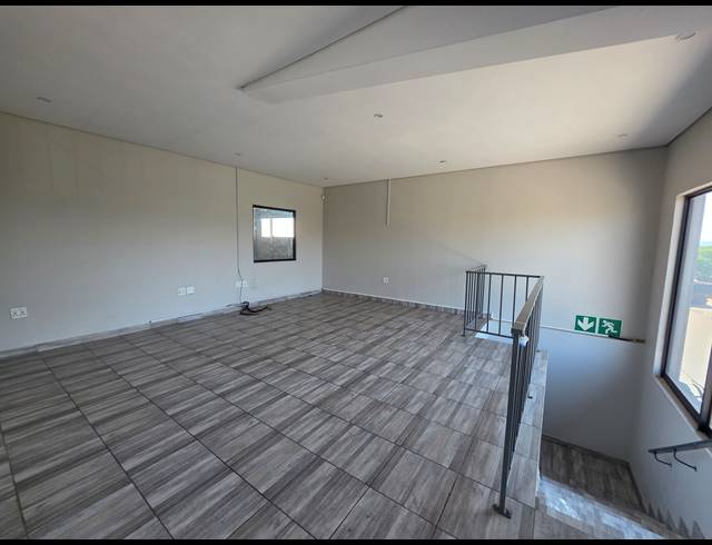 689M² FACTORY TO LET IN COSMO BUSINESS PARK